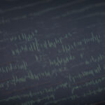 Micron Technology Aktie: Kursrückgang auf 96,19 € - Was steckt dahinter?