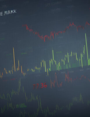 KeyBank Investors: Navigating the Mixed Signals of Keycorp's Stock Outlook